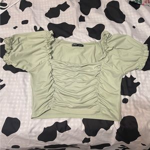 A green scruched up top !